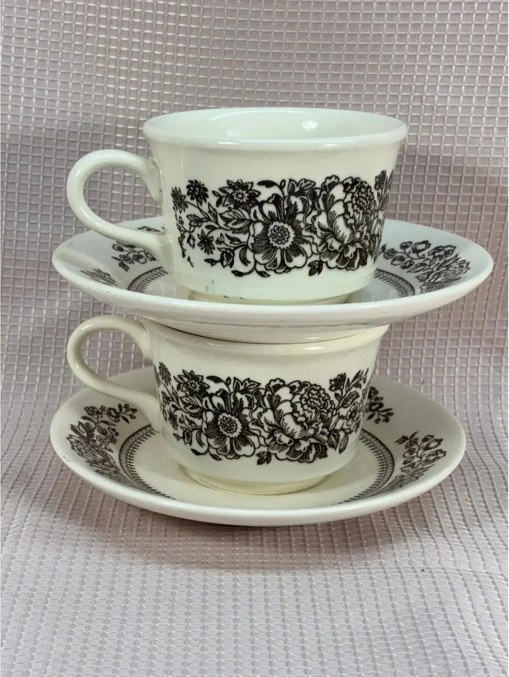 Royal China set vintage